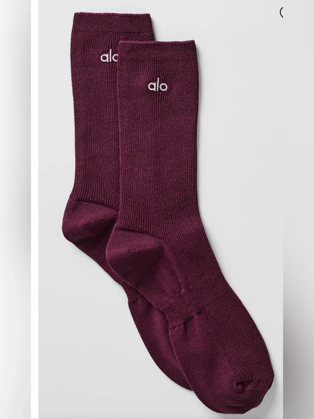 ALO Yoga Half-Crew Socks in Deep Burgundy